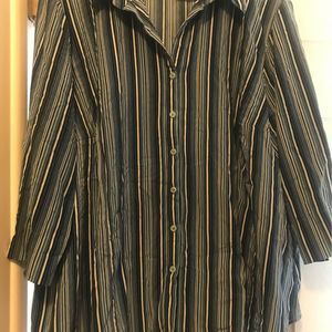 Covington woman plus size 24w button down collared blue stripes dress shirt
